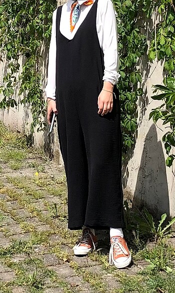 siyah salopet
