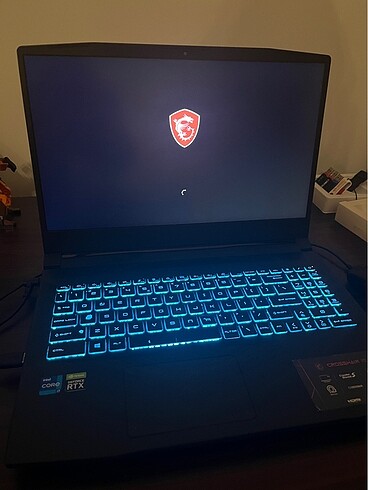 MSİ Crosshair 15
