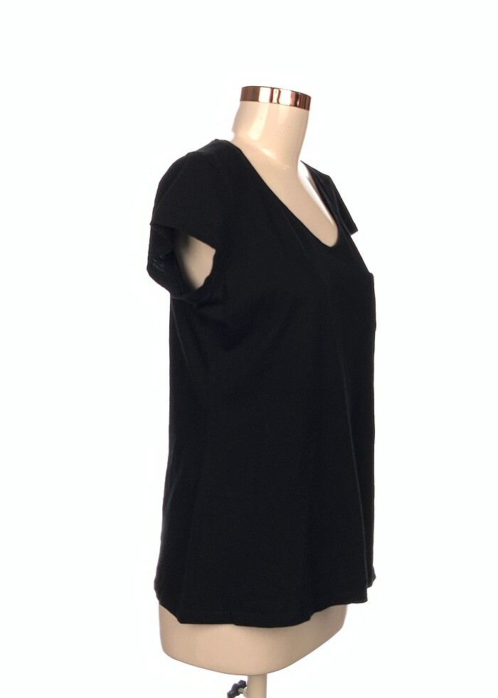 LC Waikiki T-shirt %70 İndirimli. - Görsel 2