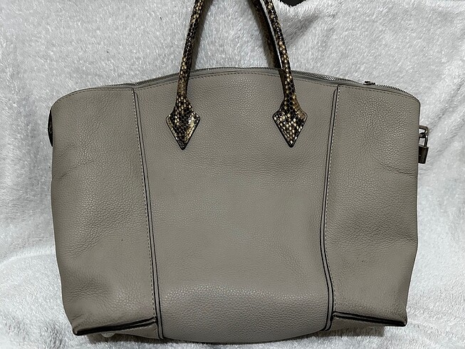 Louis Vuitton Louıs vuıtton