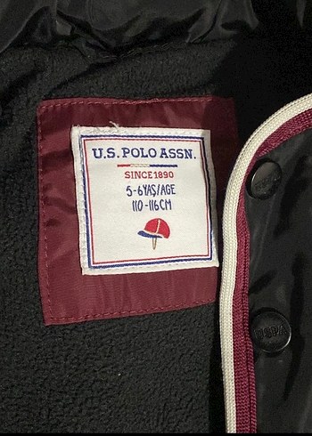 Siyah Erkek Çocuk Kapüşonlu Fermuarlı Mont - Görsel 3