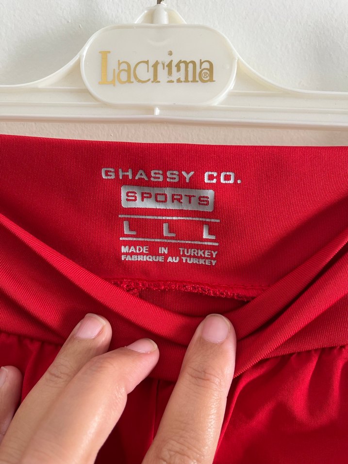 Parlak Kırmızı Mini Spor Şort - Görsel 4