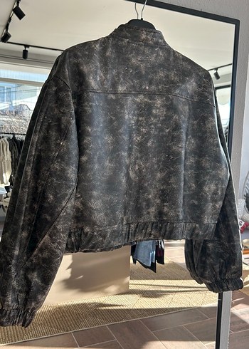 Kahverengi Batik Desenli Deri Kadın Ceket - Görsel 4