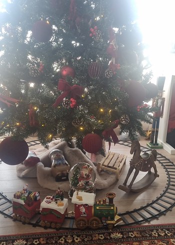 Beyaz Detaylı Noel Tren Figürini - Görsel 2