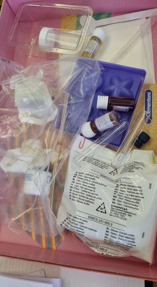 Çocuklar için Parfüm Laboratuvarı Seti - Görsel 3