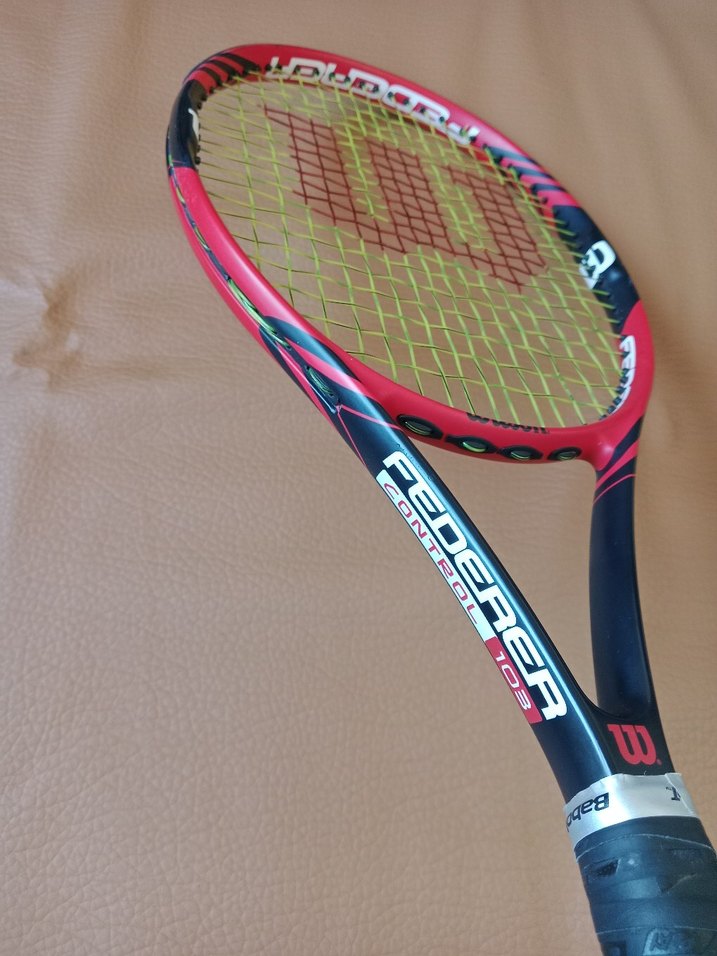 Wilson Renkli Kırmızı Tenis Raketi - Görsel 2