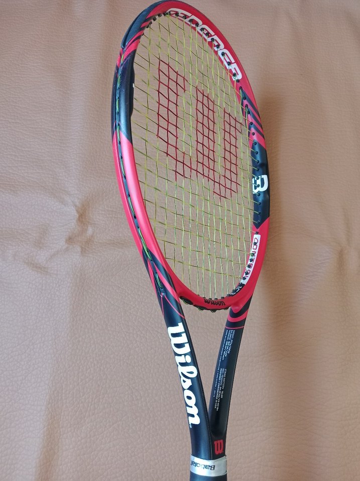 Wilson Renkli Kırmızı Tenis Raketi - Görsel 3