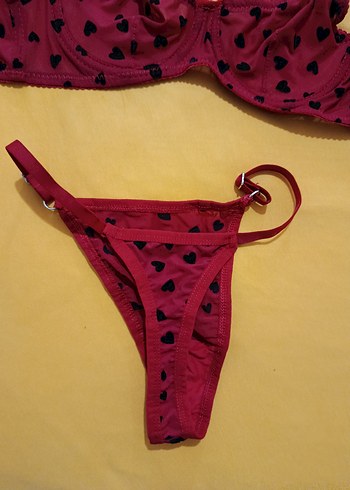 Kırmızı Sütyen Takımı - Görsel 3