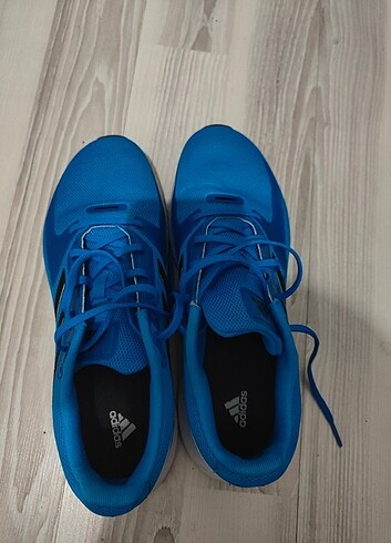 42 Beden Adidas ayakkabı 