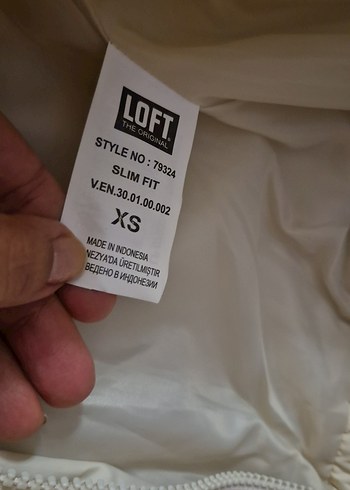 Düğmeli Beyaz Kadın Şişme Yelek - Görsel 3