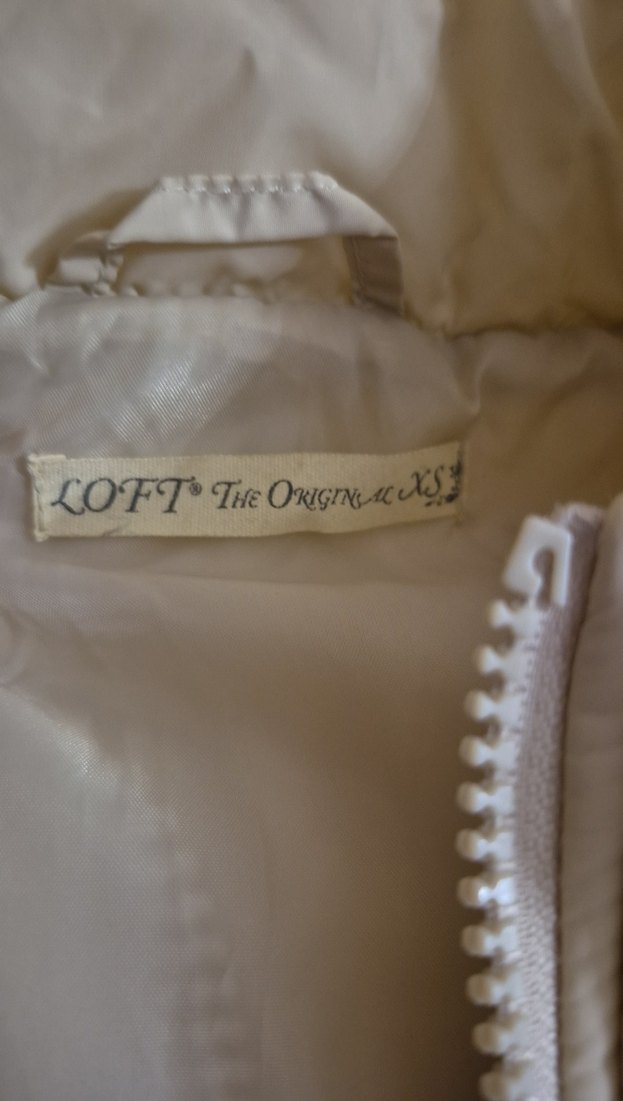 Düğmeli Beyaz Kadın Şişme Yelek - Görsel 2