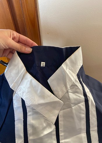 Mavi Parlak mezuniyet cübbesi - Görsel 2