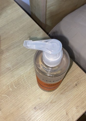 Diğer Celenes Vitamin C+ Yüz Yıkama Jeli