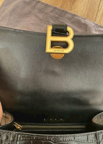 Siyah Deri Krokodil Desenli Tokalı Kadın Çanta - Görsel 4