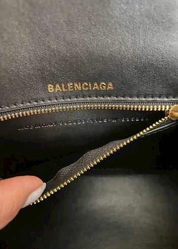 Siyah Deri Krokodil Desenli Tokalı Kadın Çanta - Görsel 3