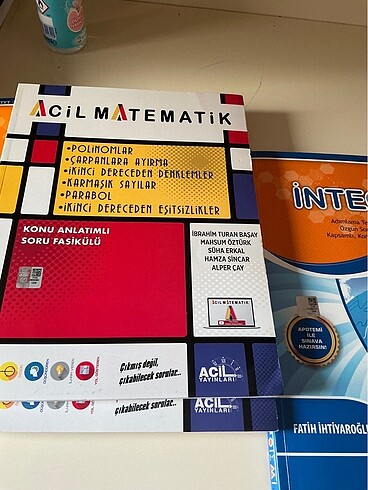 Acil polinom fasikülü