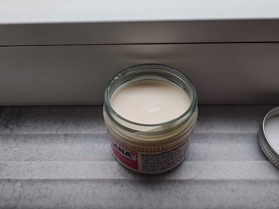 ISANA 24 Saat Koruma Kadın Deodorant Krem 50 ml - Görsel 4