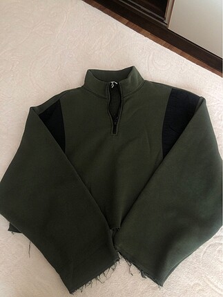 Sweatshirt crop