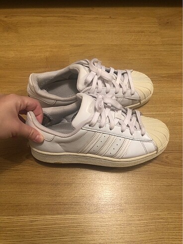 Adidas marka ayakkabı