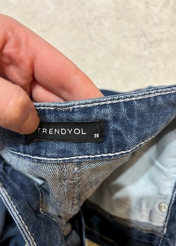 Kadın Bol Kesim Kot Pantolon - Görsel 2