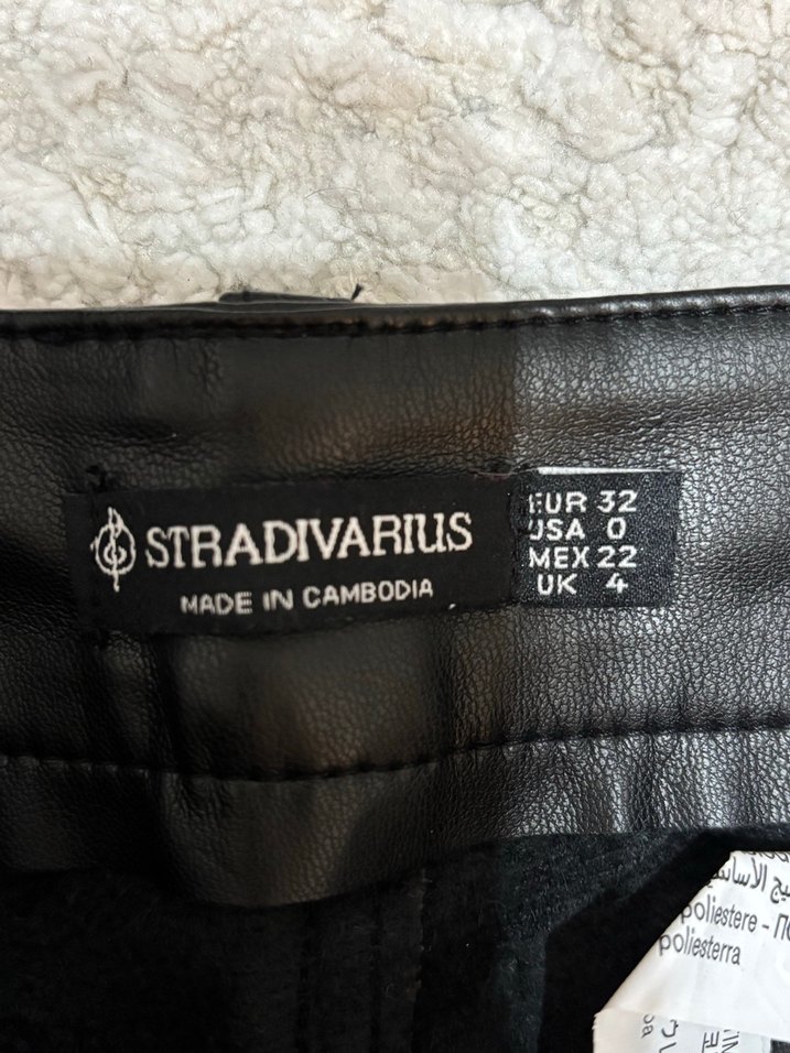 Kadın Siyah Deri Fermuarlı Pantolon - Görsel 2