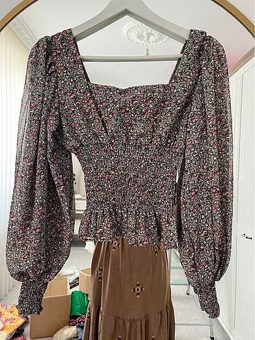 Çiçekli vintage bluz