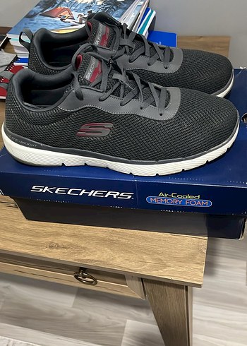 Skechers Erkek Gri Spor Ayakkabı Hafızalı Sünger