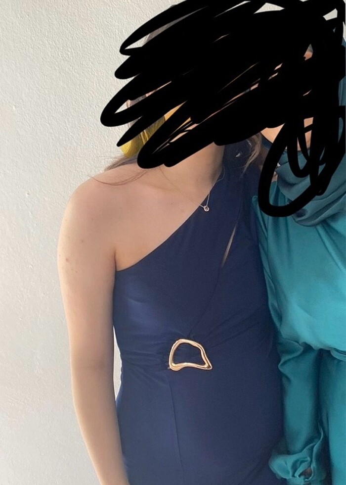 Lacivert tokalı düğüne uygun elbise - Görsel 3