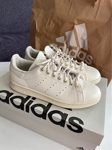 38 Beden ten rengi Renk Adidas stan smith