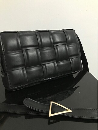 Bottega VENETA