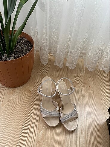 Zara Abiye/Gece Ayakkabısı