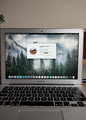 Apple Apple Macbook Air 13 inch mid 2012