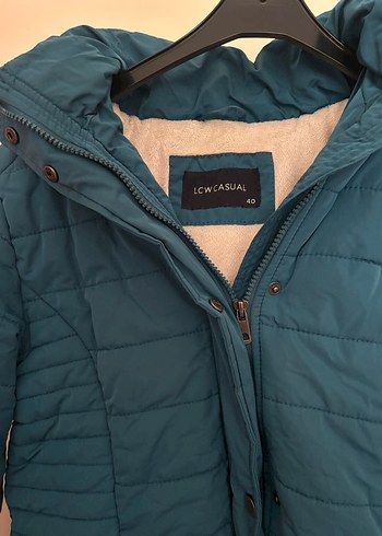 LC Waikiki Lcw Casual Kapusonlu Kapitone Mont