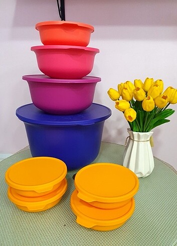 Tupperware 