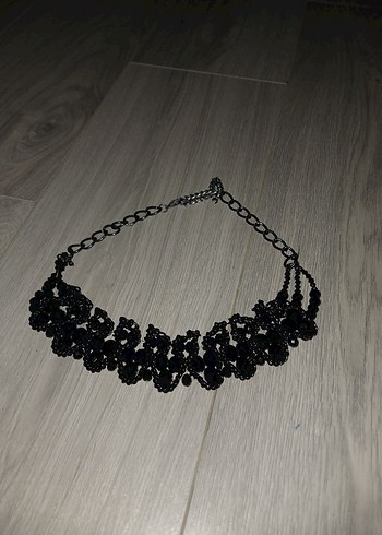 Siyah İşlemeli Gotik Boncuklu Midi Kolye - Görsel 2