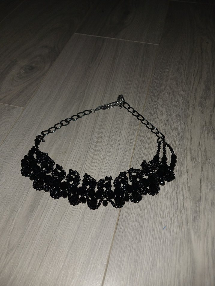 Siyah İşlemeli Gotik Boncuklu Midi Kolye - Görsel 2