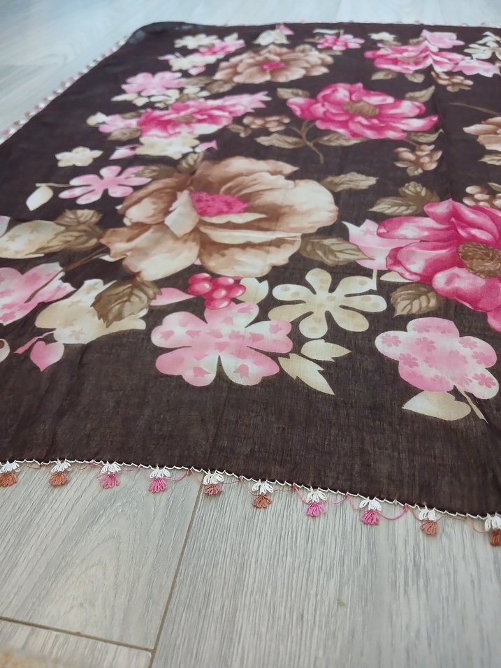 Kadın Yazma Tülbent - Görsel 4