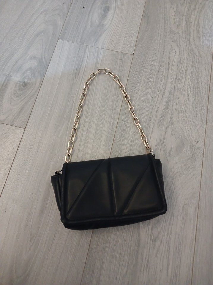 Zincir Detaylı Siyah Deri Kadın Çanta - Görsel 2