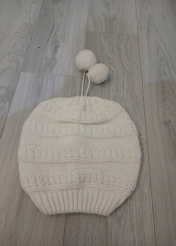 Beyaz Örgü Kadın Bere - Görsel 2