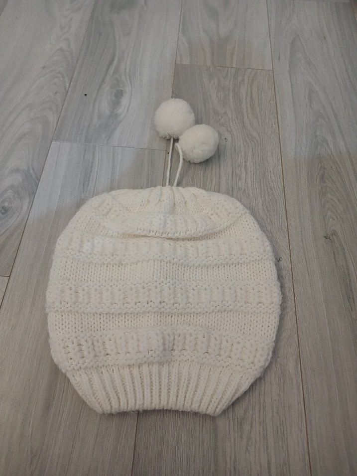 Beyaz Örgü Kadın Bere - Görsel 3