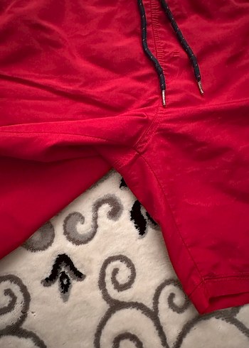 Düğmeli Kırmızı Erkek Midi Şort - Görsel 2