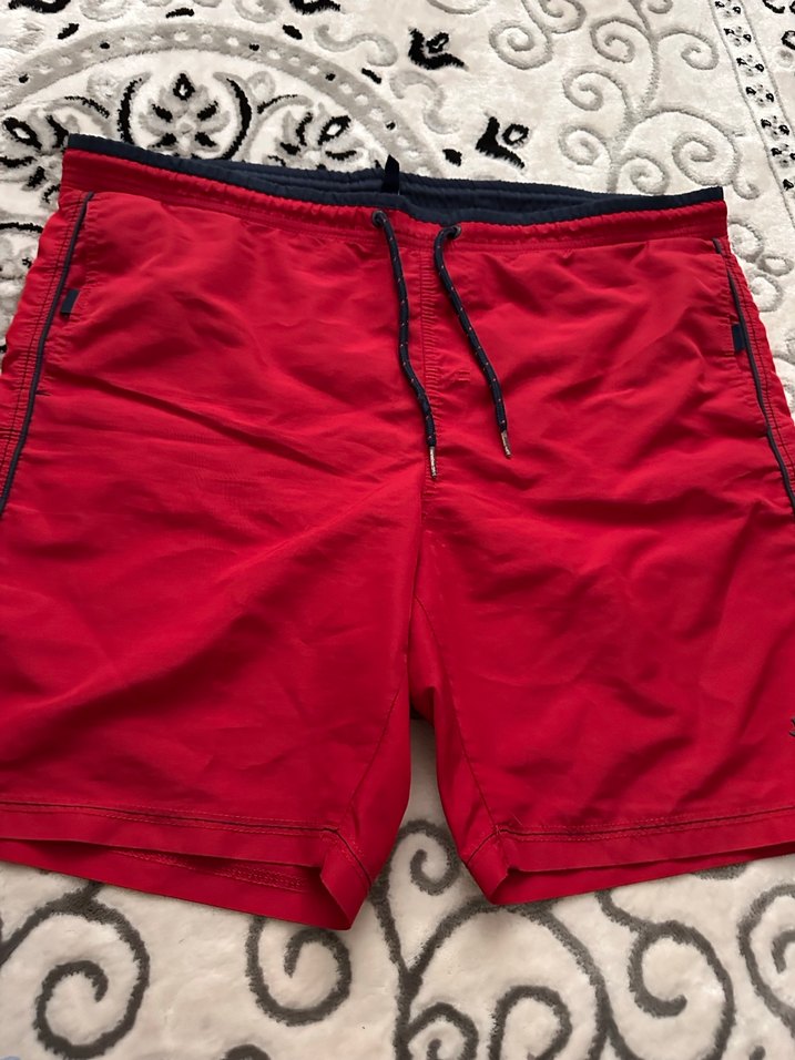 Düğmeli Kırmızı Erkek Midi Şort - Görsel 3