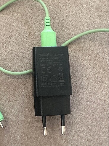 Adaptör