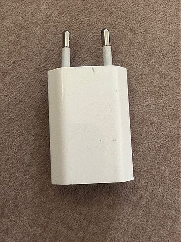 Adaptör