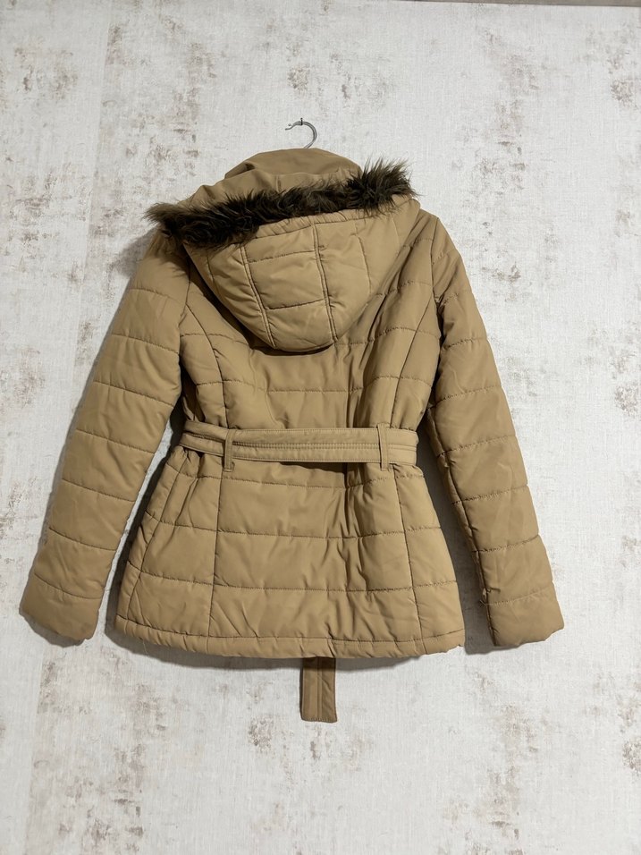 Bej Kemerli Kadın Kışlık Mont - Görsel 5