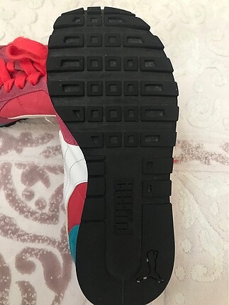 36,5 Beden pembe Renk Orijinal Puma Spor Ayakkabı