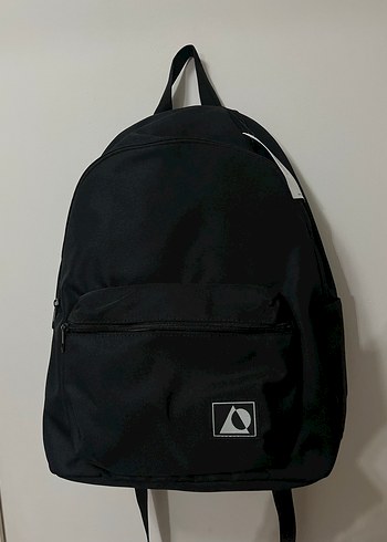 Logolu Sırt Çantası - Görsel 2