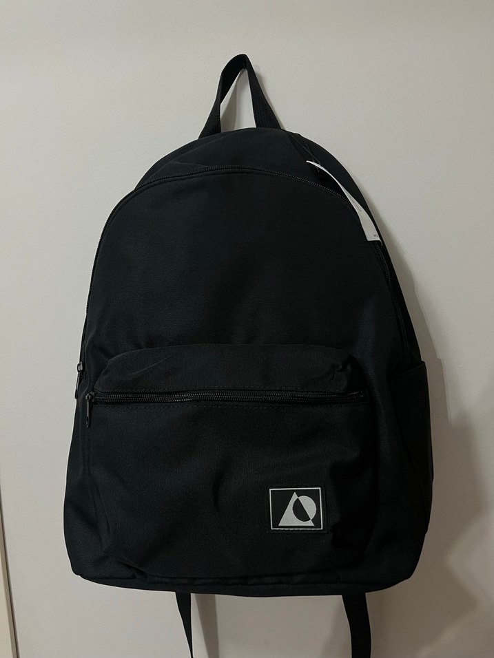 Logolu Sırt Çantası - Görsel 2