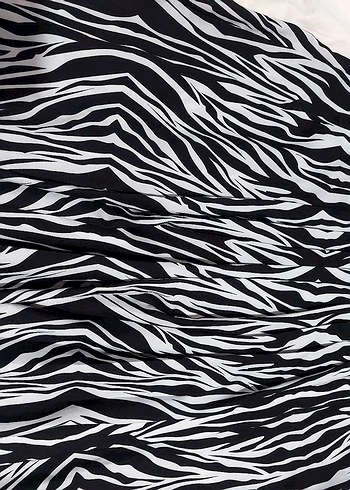 s Beden Zebra Desenli Kadın Mini Etek ve Gömlek Takım 36 /38 beden