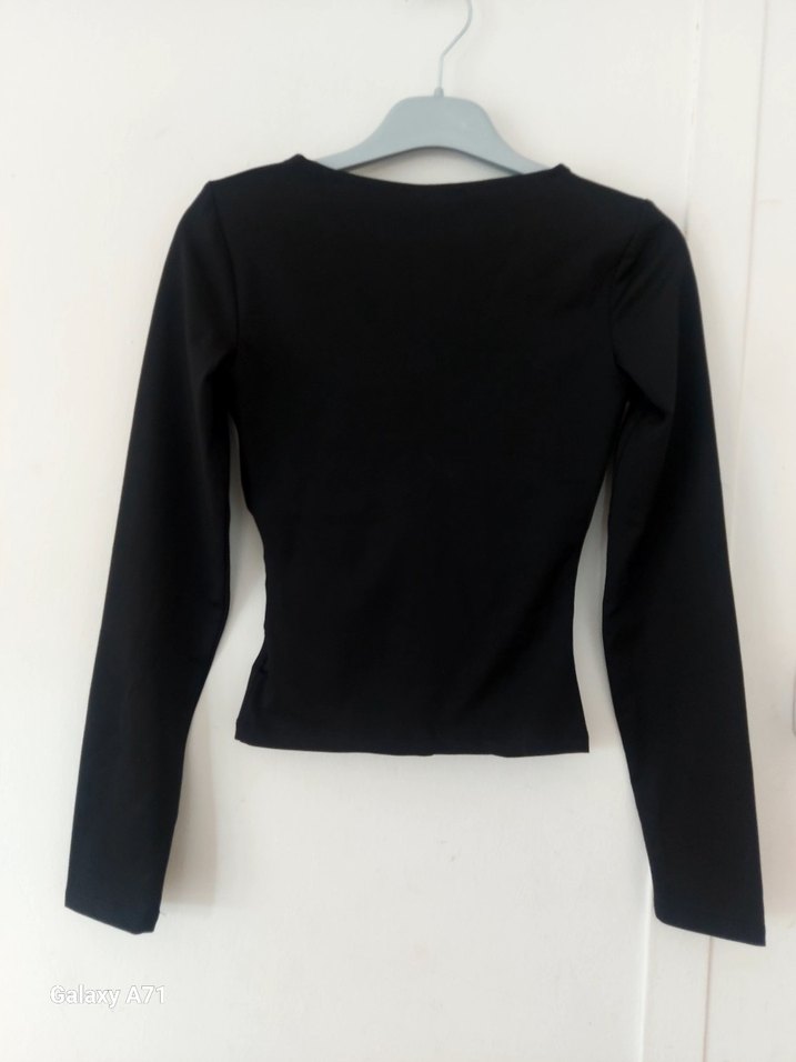 Siyah V Yaka Uzun Kollu Kadın Bluz - Görsel 2